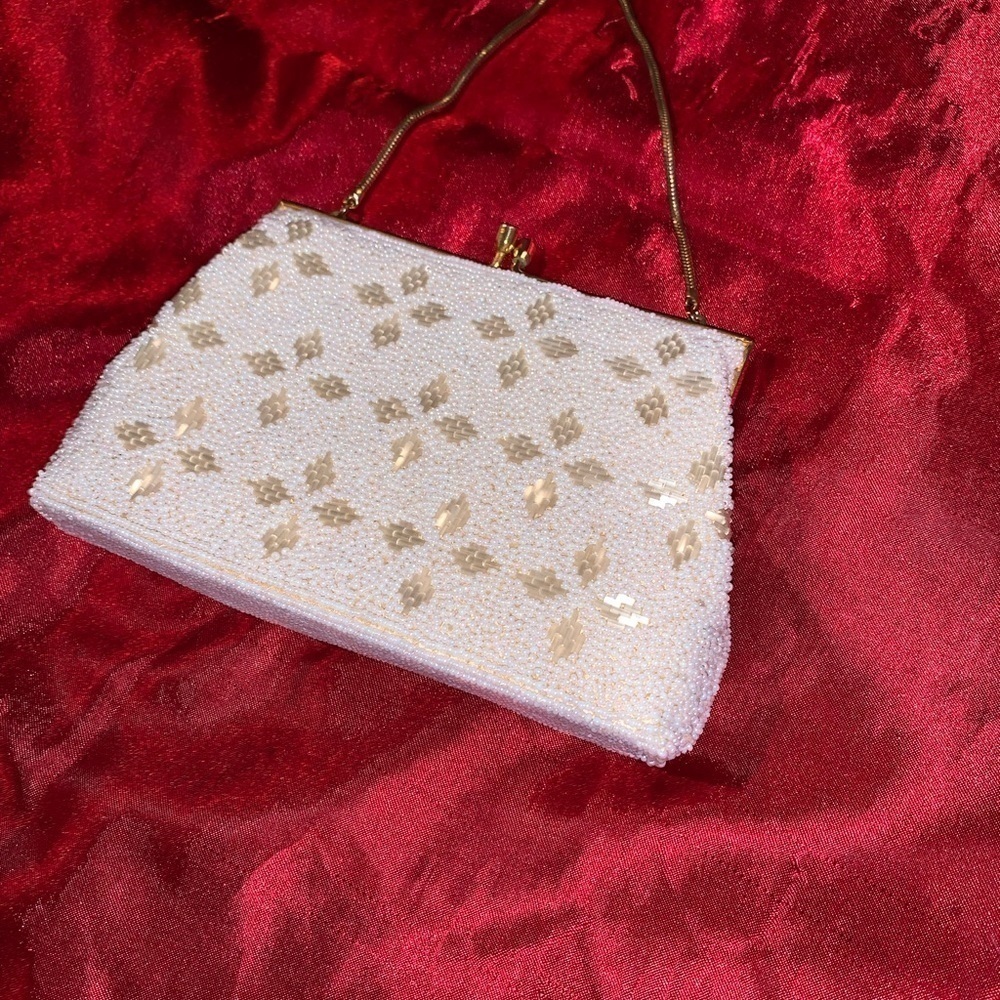 Vintage White and Gold beaded Purse Small - Picture 2 of 10